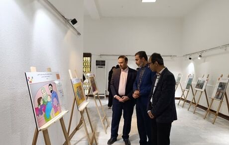 آغاز نمایشگاه آثار تجسمی «مهر و دریا» در بوشهر