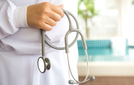 پیش بینی افزایش قابل توجه ویزیت پزشکان در سال ۱۴۰۵ 