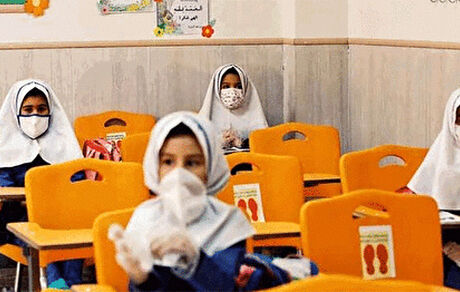 تقدم تأمین سلامت دانش‌آموزان بر فعالیت‌های آموزشی/ رعایت فاصله ۱.۵ متری دانش‌آموزان در کلاسها