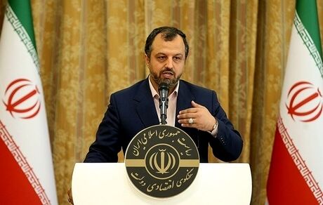نوسانات ارز بدلیل تحولات نظامی در منطقه است / رشد ماهانه نقدینگی کاهش یافته است