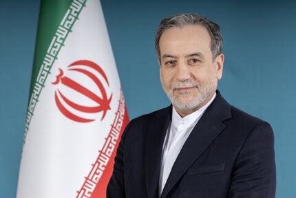 عراقچی: تاکنون هیچ پیام مشخصی از آمریکا دریافت نکرده‌ایم