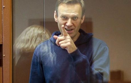 اروپا، چهار مقام روسیه را تحریم کرد