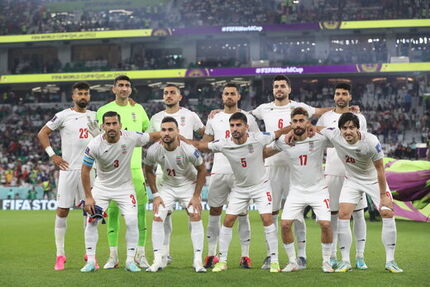 پاداش ۱۰ میلیارد تومانی یک بانک به ملی پوشان فوتبال