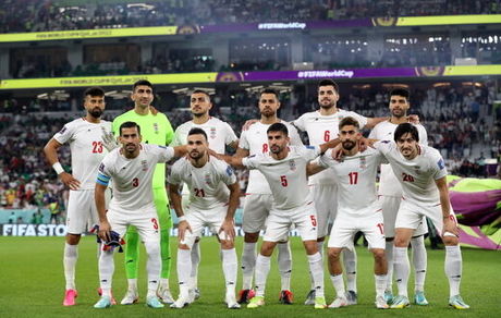 پاداش ۱۰ میلیارد تومانی یک بانک به ملی پوشان فوتبال