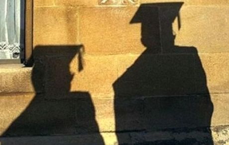 چقدر از بیکاران فارغ التحصیل هستند؟