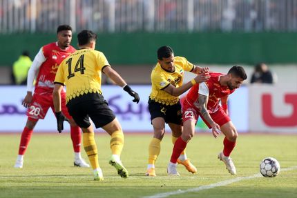 سپاهان قهرمان سوپرجام شد / پایان سرمربیگری کریم باقری در پرسپولیس با باخت!