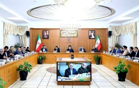 همه مسیحیان و همه ملت‌ها و وجدان‌های بیدار عالم توقف جنایات هولناک علیه مردم مظلوم این منطقه را مطالبه کنند.