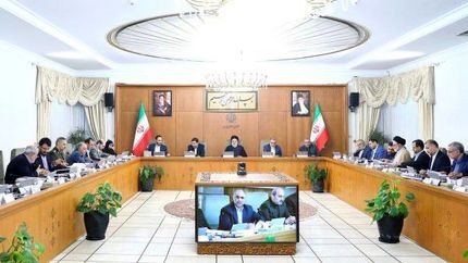 همه مسیحیان و همه ملت‌ها و وجدان‌های بیدار عالم توقف جنایات هولناک علیه مردم مظلوم این منطقه را مطالبه کنند.