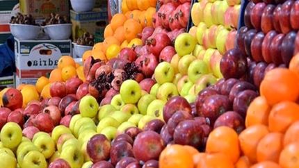  تهاتر محصول سیب باقیمانده در انبارها با موز و نارنگی پیگیری شود