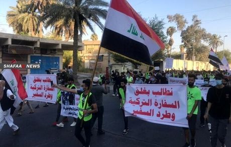 کشته شدن یک معترض و زخمی شدن ۱۰ تن در تظاهرات امروز عراق