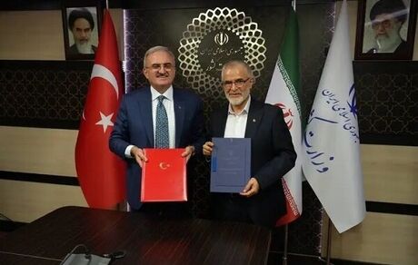 تفاهم‌نامه امنیتی بین دو کشور ایران و ترکیه امضا شد