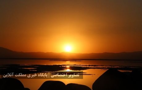 بخش شمالی دریاچه ارومیه خشک شد
