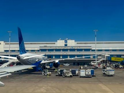 بسته شدن یکباره حریم هوایی یونان