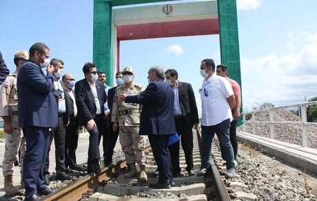 موسوی: برای تکمیل بارانداز راه‌آهن آستارا با جمهوری‌آذربایجان رایزنی می‌کنیم