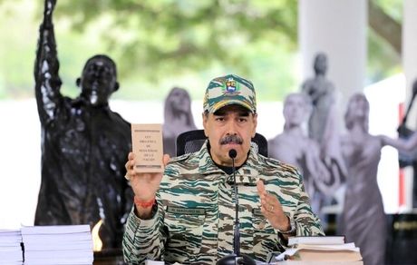 رئیس جمهور ونزوئلا خواستار گفت و گو با آمریکا شد
