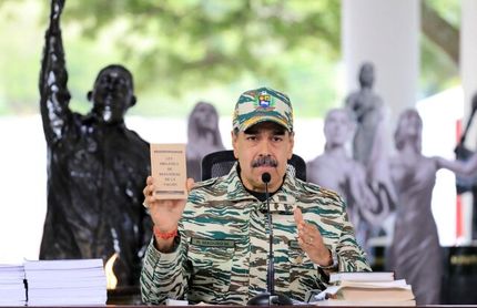 رئیس جمهور ونزوئلا خواستار گفت و گو با آمریکا شد