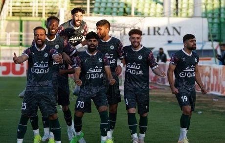 سه امتیاز شیرین ذوب آهن برای تثبیت جایگاه هفتمی