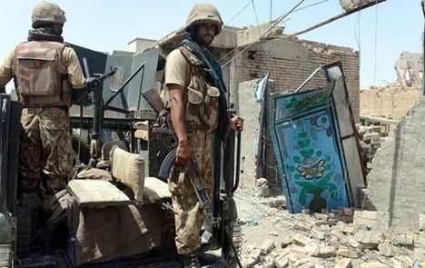 پاکستان از کشته شدن ۳۴ تروریست در حملات ارتش این کشور به مرز افغانستان خبرداد