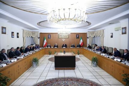 رئیس جمهور: معیشت مردم اولویت بی‌بدیل دولت در شرایط کنونی است