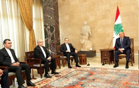 عراقچی در دیدار با رئیس جمهور لبنان: آماده بازسازی در این کشور هستیم