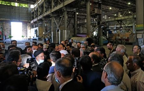 باید سهام بانک کشاورزی در واحد تولیدی صنایع آذرآب واگذار شود