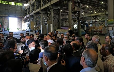 باید سهام بانک کشاورزی در واحد تولیدی صنایع آذرآب واگذار شود