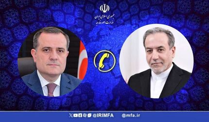 گفت و گوی تلفنی عراقچی و وزیر خارجه جمهوری آذربایجان