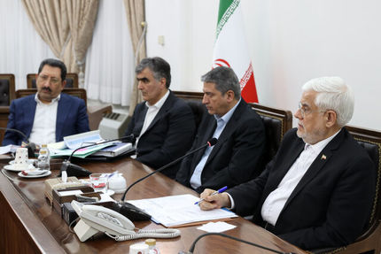 عارف: یک تقسیم کار دقیق بین‌المللی، حساب شده، منظم و سیستماتیک برای ضربه زدن به اقتصاد ایران ایجاد شده است