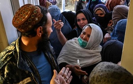 طالبان به زنان بدخشان افغانستان: لباس کوتاه نپوشید