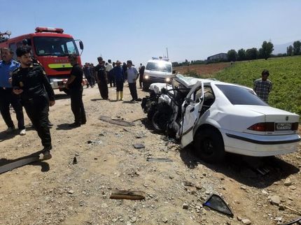 تصادف شاخ به شاخ پژو ۲۰۷ با سمند سه کشته و مصدوم داشت