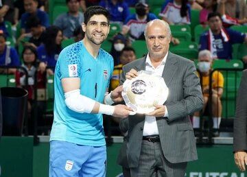 منزل مسکونی گلر تیم ملی فوتسال در حملات دشمن تخریب شد