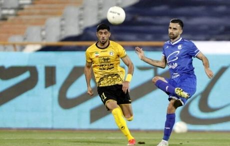 استقلال بازی بزرگ را برد و صدرنشین شد/ حرف مجیدی درست از آب درآمد