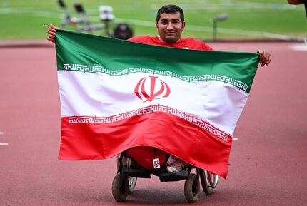 هفتمین طلای کاروان پاراآسیایی کسب شد / تیم ملی والیبال نشسته برد
