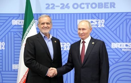 پزشکیان: روابط ایران و روسیه راهبردیست / پوتین :سلام من را خدمت آیت الله سید علی خامنه‌ای برسانید