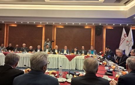 درخواست  ۱۷.۵ میلیون دلاری خبرگزاری‌های بزرگ دنیا برای تبلیغ هفته ای دو دقیقه برای گردشگری ایران