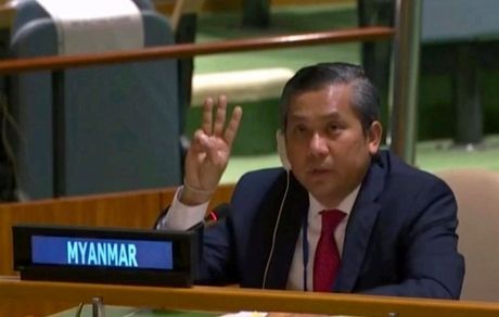  جنگ تمام عیار نماینده میانمار در سازمان ملل با ارتش