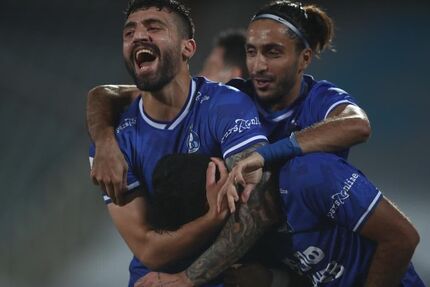 استقلال مجیدی، قلعه‌نوعی را ناکام گذاش / پرسپولیس دیدار جنجالی را در کویر برد / ماشین سازی در آستانه سقوط