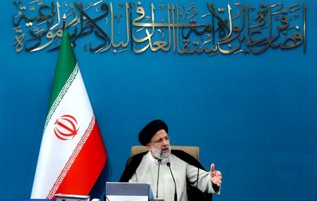 هیچ کالا و خدماتی نباید بیش از رقم مصوب تنظیم بازار افزایش قیمت داشته باشد
