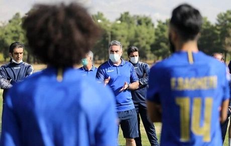 واکنش فکری به حضور بازیکن ۲۱ میلیاردی در استقلال