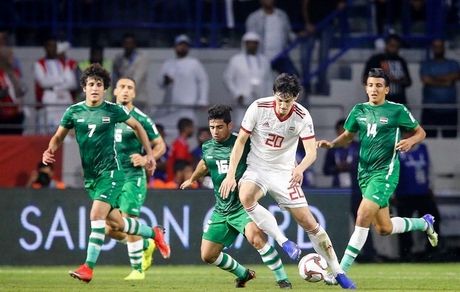 عکس/ حمایت سفیر آمریکا از عراق در دیدار برابر ایران 