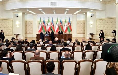 امضای ۷ تفاهم‌نامه همکاری در حضور روسای جمهور ایران و جمهوری آذربایجان