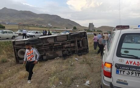 ۱۱ مصدوم در حادثه رانندگی محور ارومیه سلماس