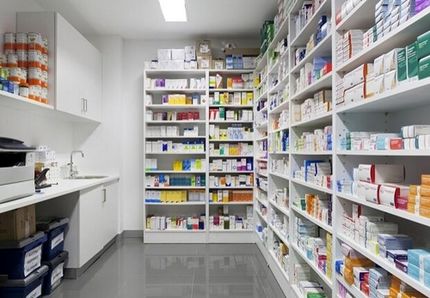 واردات کالاهای سلامت محور بدون مجوز سازمان غذا و دارو تخلف است/ برخورد قانونی در انتظار گمرک