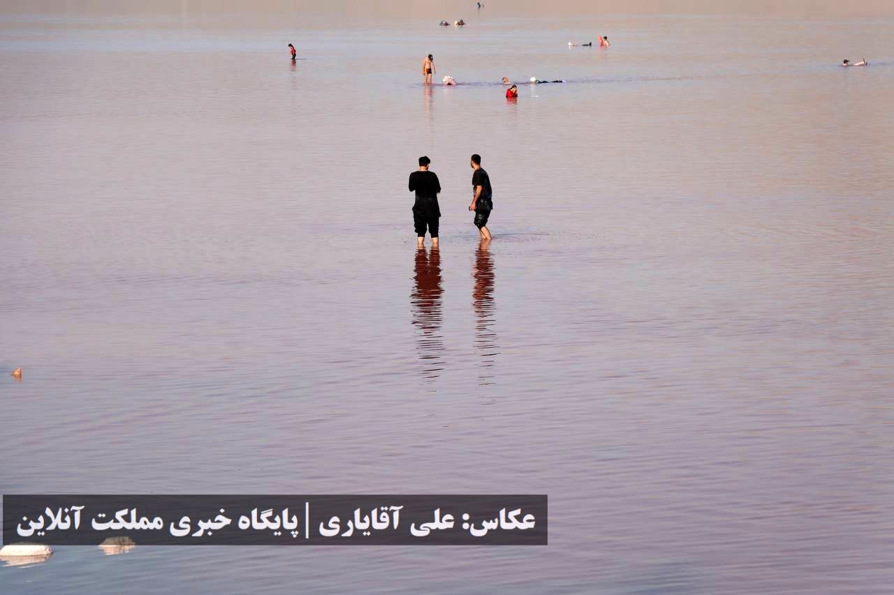 روزهای غمناک و کم آب دریاچه ارومیه