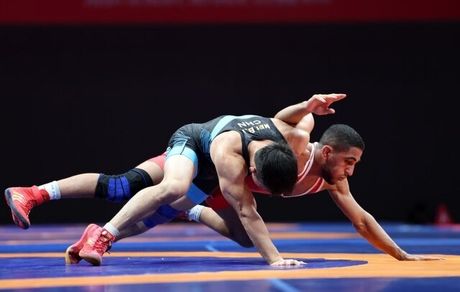 آزادکار مغولستانی مانع مدال طلای کشتی آزاد ایران