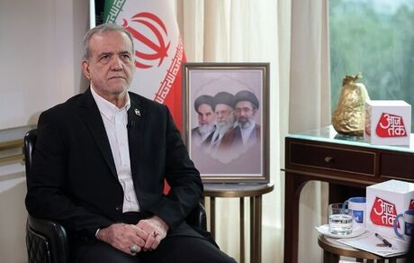 رئیس جمهور: تنگه هرمز باز می‌شود بشرطیکه آمریکا دست از محاصره و تحریم بردارد