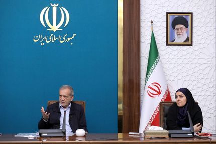 تاکید رئیس جمهور بر تسریع در اجرای کریدور مرزی با جمهوری آذربایجان