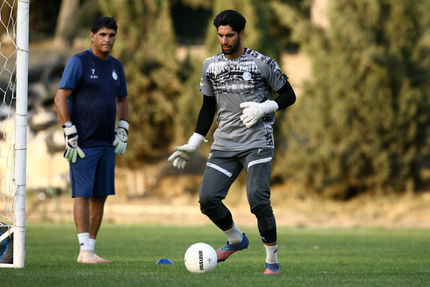 استقلال، دروازه‌بانش را ممنوع التمرین کرد