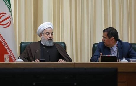 روحانی: تأمین نیازهای دارویی مردم از اولویت‌های اصلی است