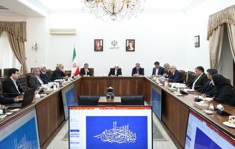 عارف: جمهوری اسلامی، کاربردهای غیر صلح‌آمیز هسته‌ای را نمی‌پذیرد